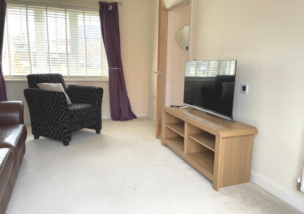 Ashford Holiday Home Sleeps 6 Free Parking Wifi Willesborough Экстерьер фото