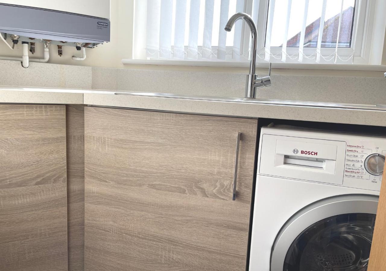 Ashford Holiday Home Sleeps 6 Free Parking Wifi Willesborough Экстерьер фото