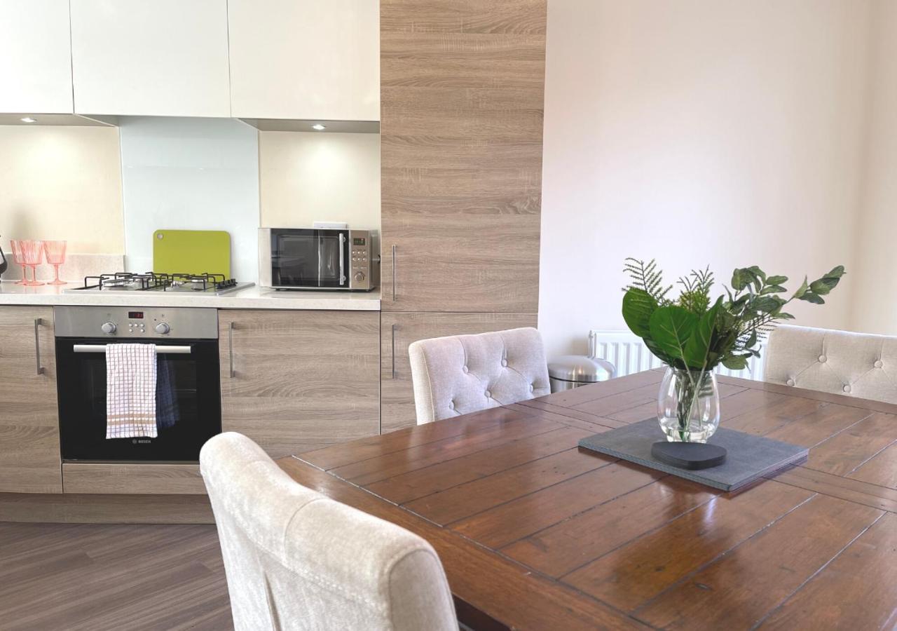 Ashford Holiday Home Sleeps 6 Free Parking Wifi Willesborough Экстерьер фото
