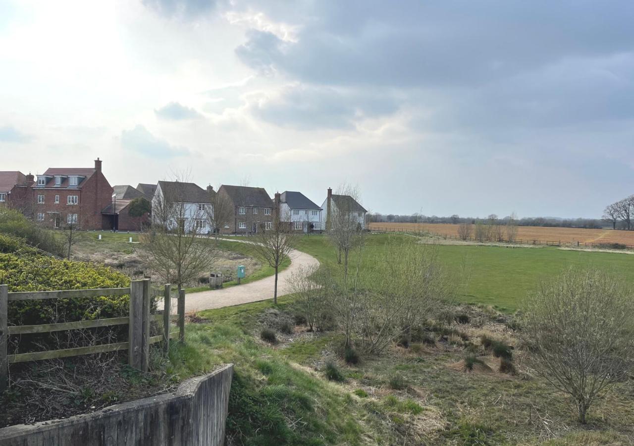 Ashford Holiday Home Sleeps 6 Free Parking Wifi Willesborough Экстерьер фото