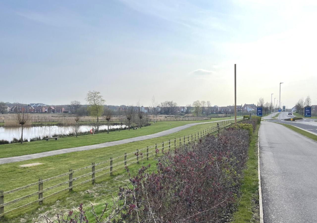 Ashford Holiday Home Sleeps 6 Free Parking Wifi Willesborough Экстерьер фото